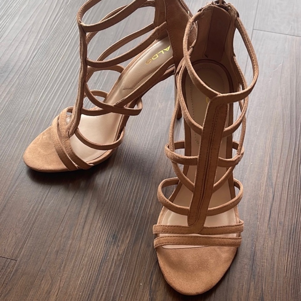 Aldo Nude heels